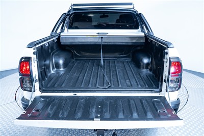 2019 Toyota Hilux - Thumbnail