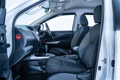 2021 Nissan Navara - Thumbnail