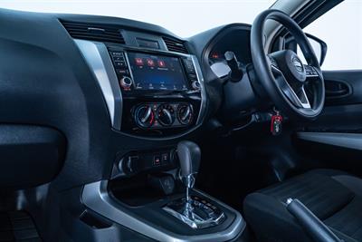2021 Nissan Navara - Thumbnail