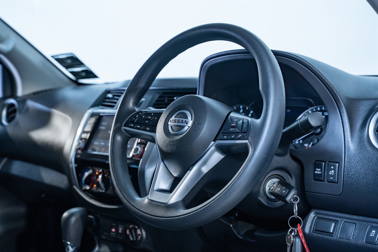 2021 Nissan Navara