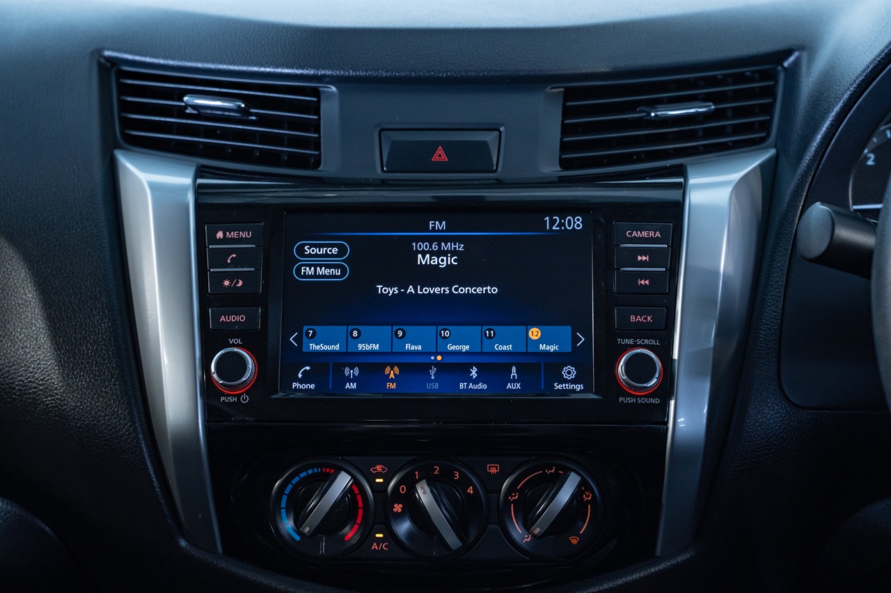 2021 Nissan Navara