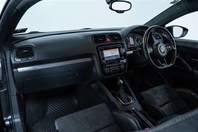 2010 Volkswagen Scirocco - Thumbnail