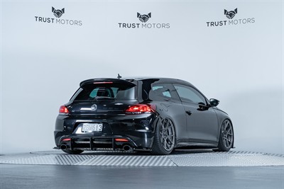 2010 Volkswagen Scirocco - Thumbnail