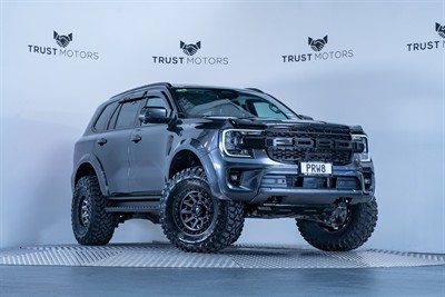 2023 Ford Everest - Thumbnail