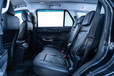 2023 Ford Everest - Thumbnail