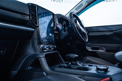 2023 Ford Everest - Thumbnail