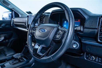 2023 Ford Everest - Thumbnail