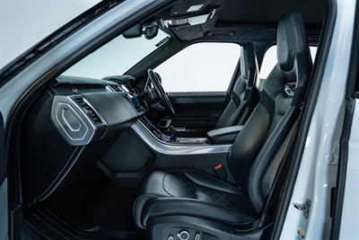 2022 Land Rover Range Rover Sport - Thumbnail