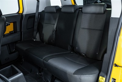 2011 Toyota FJ Cruiser - Thumbnail