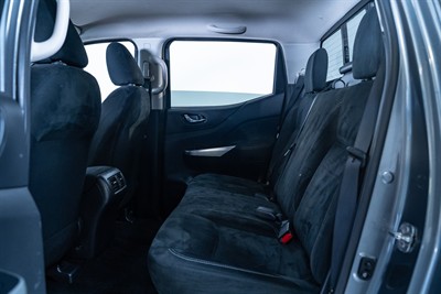 2017 Nissan Navara - Thumbnail