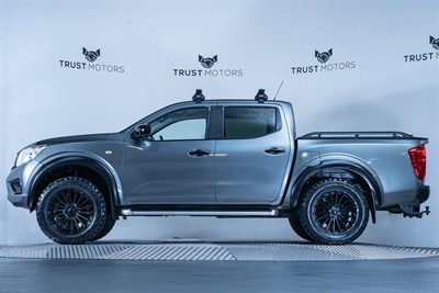 2017 Nissan Navara - Thumbnail