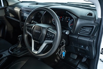 2022 Isuzu D-Max - Thumbnail