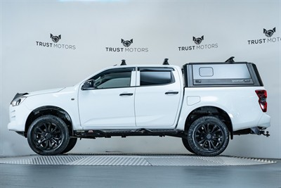 2022 Isuzu D-Max - Thumbnail
