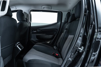 2019 Mitsubishi Triton - Thumbnail