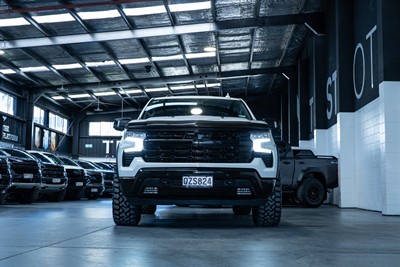 2023 Chevrolet Silverado - Thumbnail