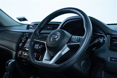 2021 Nissan X-Trail - Thumbnail