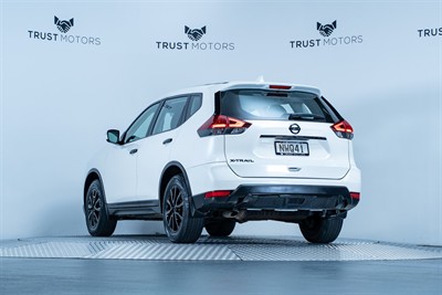 2021 Nissan X-Trail - Thumbnail