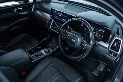 2023 Kia Sorento - Thumbnail