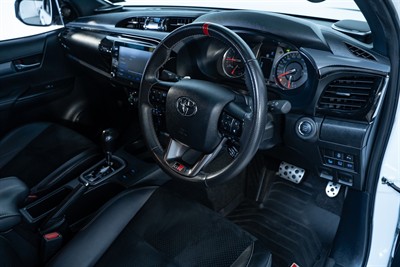 2023 Toyota Hilux - Thumbnail