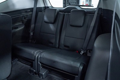 2022 Mitsubishi Pajero Sport - Thumbnail