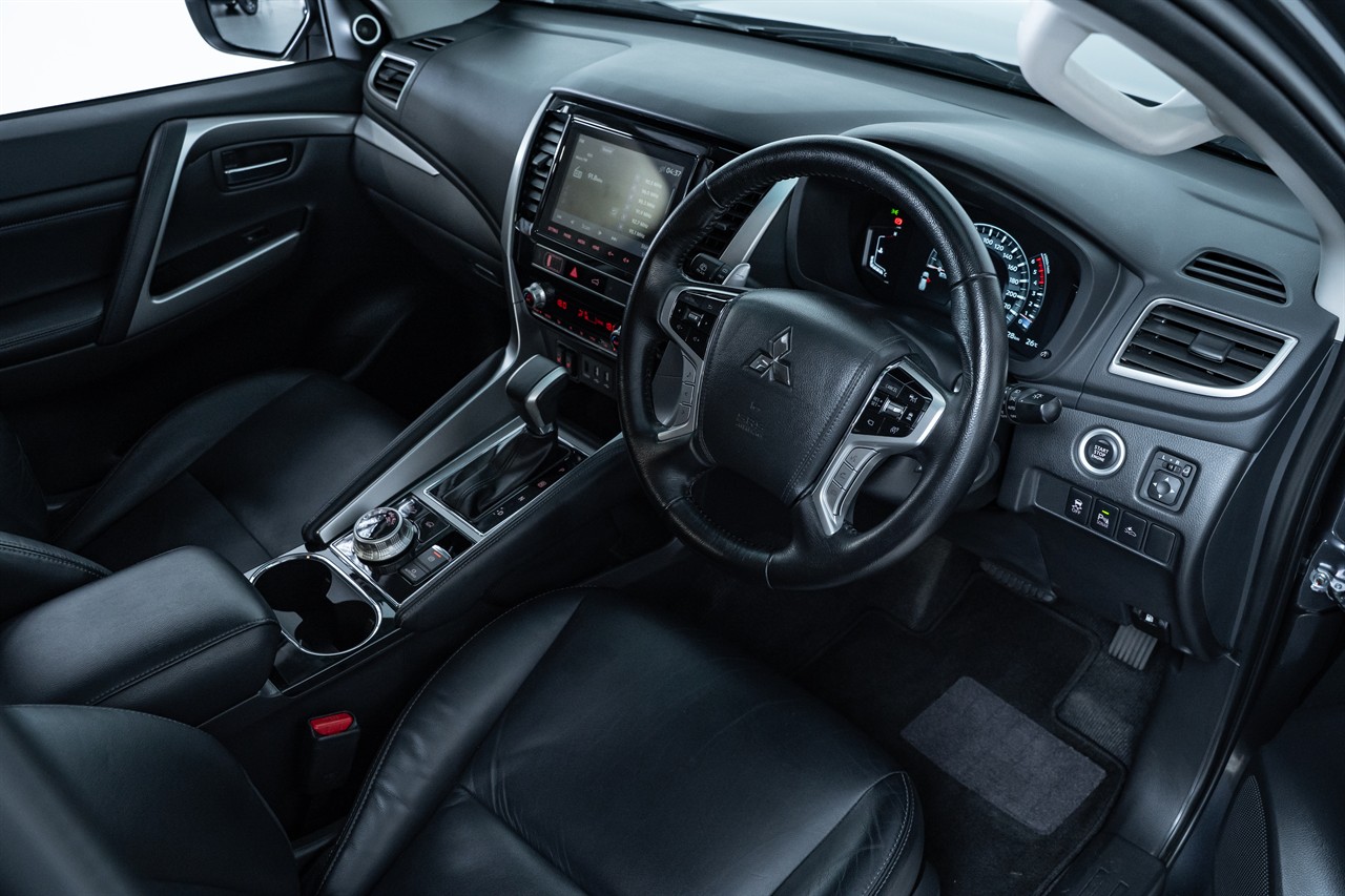 2022 Mitsubishi Pajero Sport