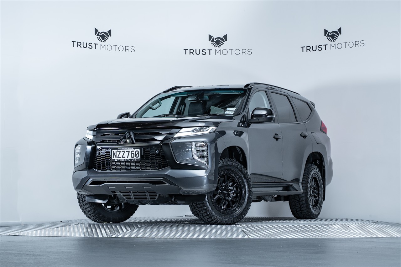 2022 Mitsubishi Pajero Sport