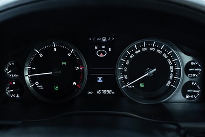 2016 Toyota Landcruiser - Thumbnail