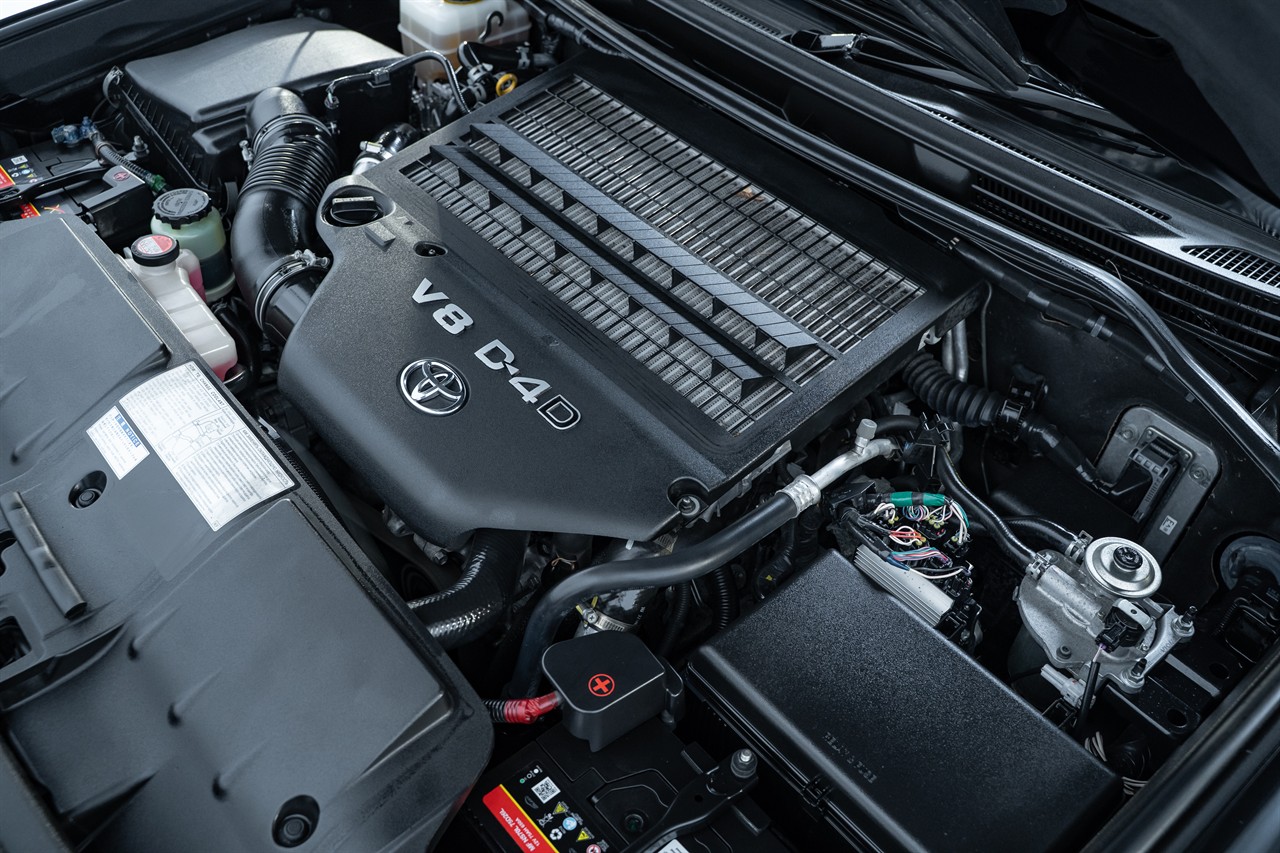 2016 Toyota Landcruiser
