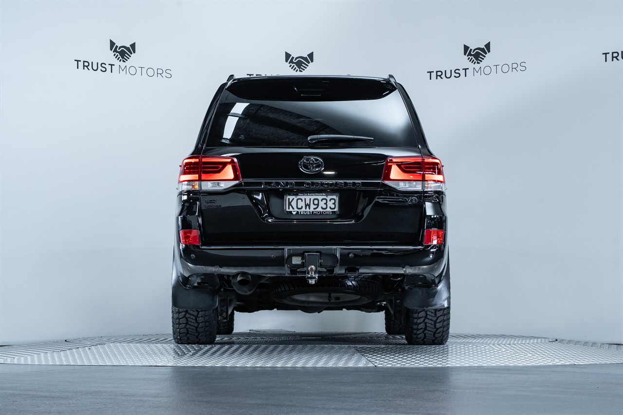2016 Toyota Landcruiser