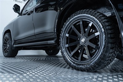 2016 Toyota Landcruiser - Thumbnail