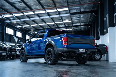 2017 Ford F150 - Thumbnail