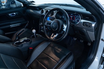 2019 Ford Mustang - Thumbnail