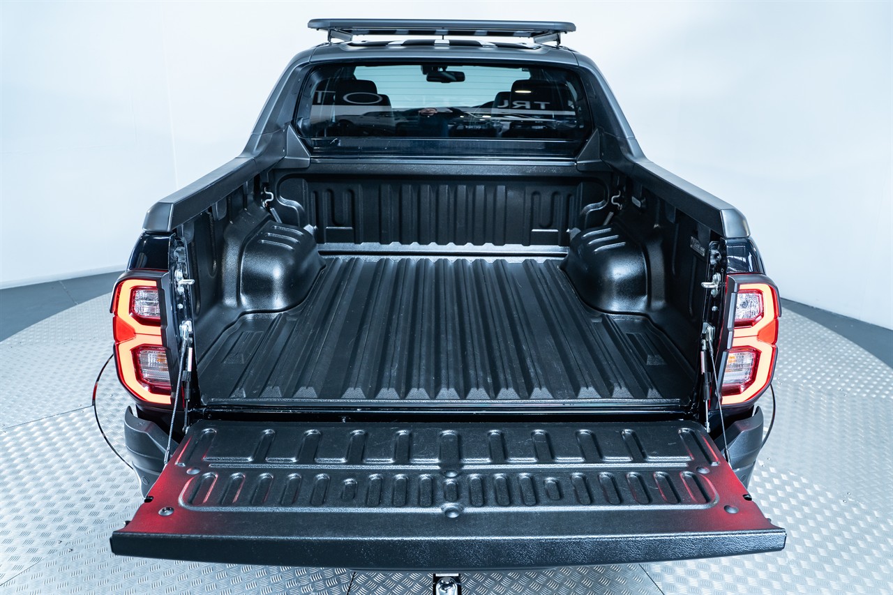 2024 Toyota Hilux