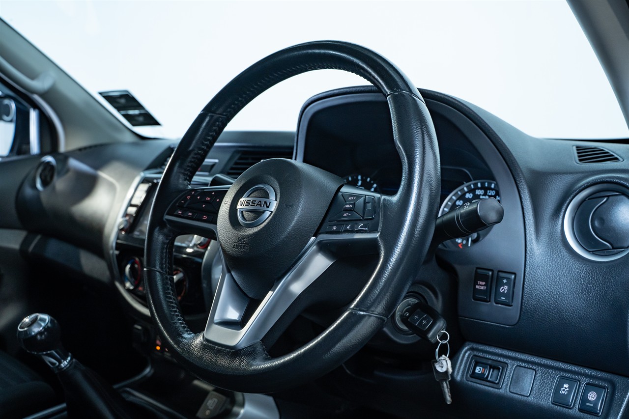 2021 Nissan Navara