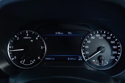 2021 Nissan Navara - Thumbnail
