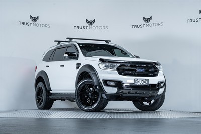 2017 Ford Everest - Thumbnail