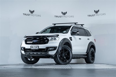 2017 Ford Everest - Thumbnail