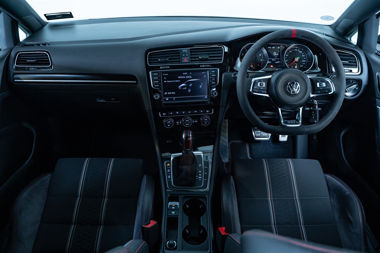 2016 Volkswagen Golf