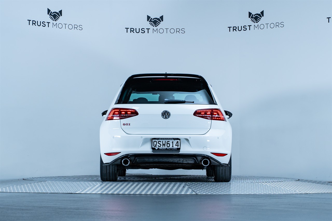 2016 Volkswagen Golf