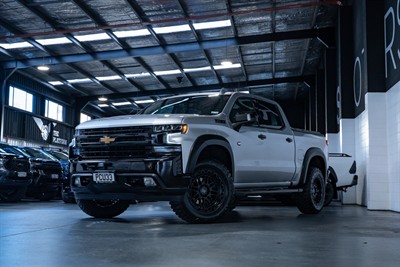 2022 Chevrolet Silverado - Thumbnail