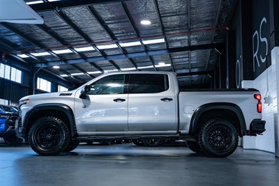 2022 Chevrolet Silverado - Thumbnail
