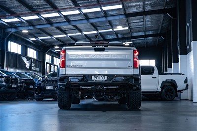2022 Chevrolet Silverado - Thumbnail