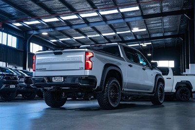 2022 Chevrolet Silverado - Thumbnail
