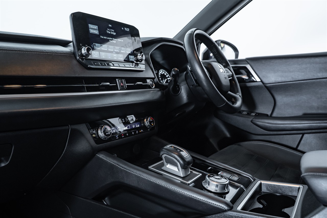 2024 Mitsubishi Outlander