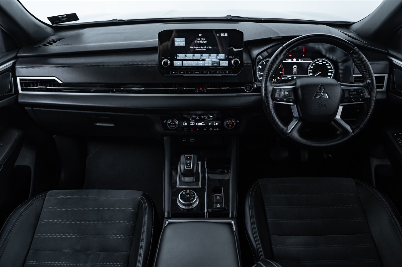 2024 Mitsubishi Outlander