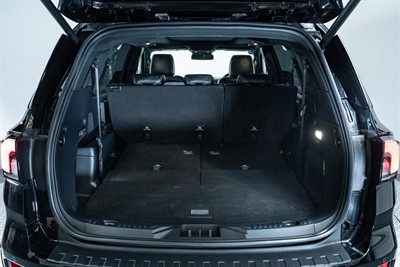 2023 Ford Everest - Thumbnail
