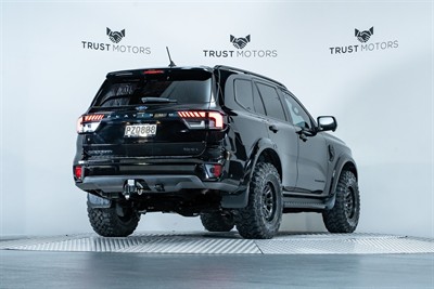 2023 Ford Everest - Thumbnail