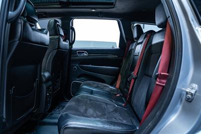 2019 Jeep Grand Cherokee - Thumbnail