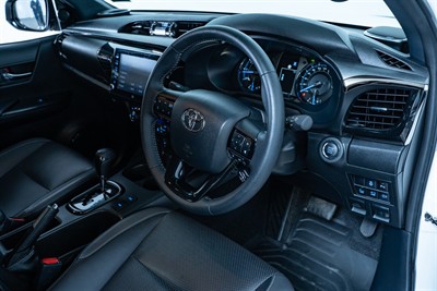 2024 Toyota Hilux - Thumbnail
