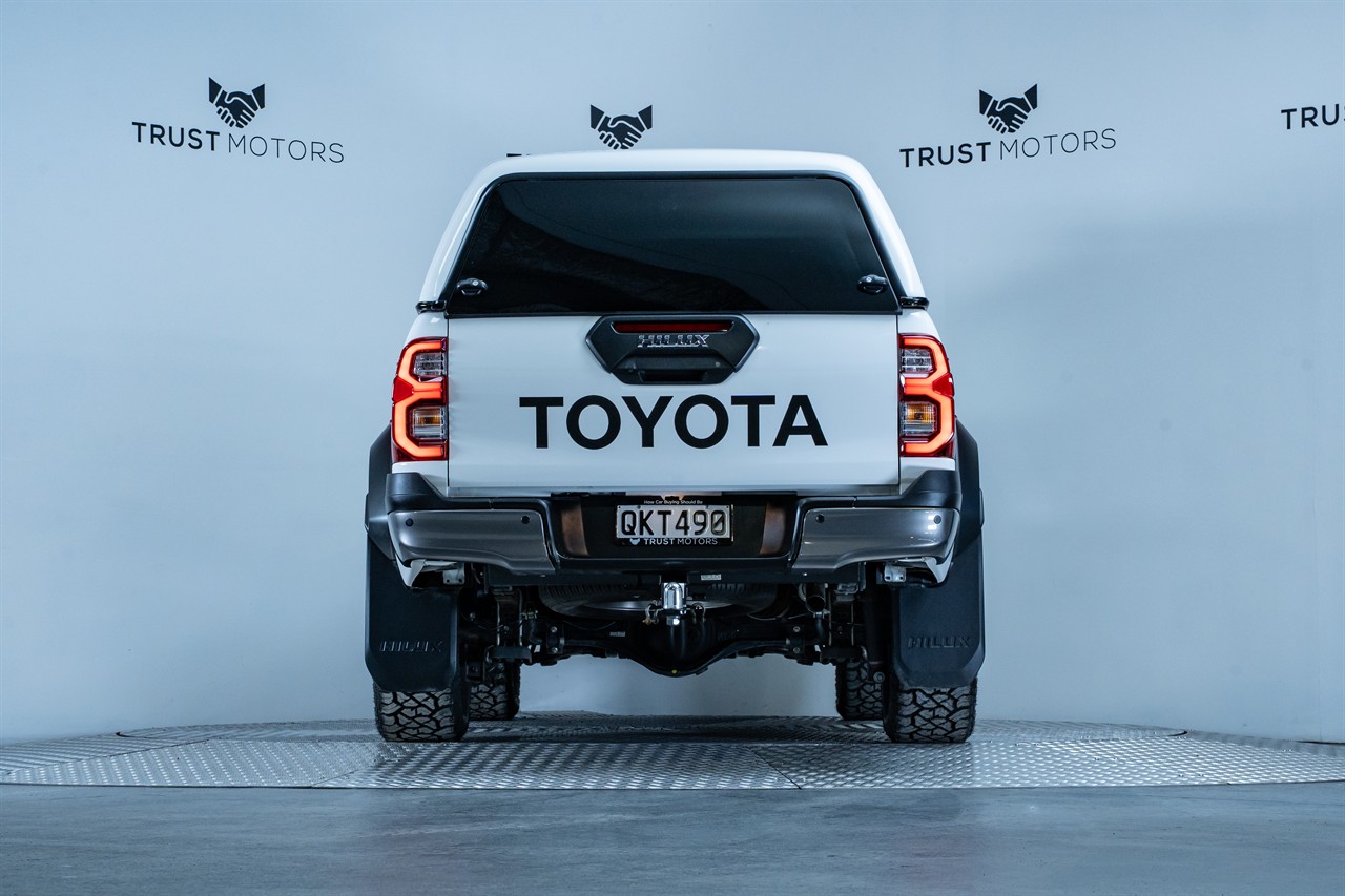 2024 Toyota Hilux